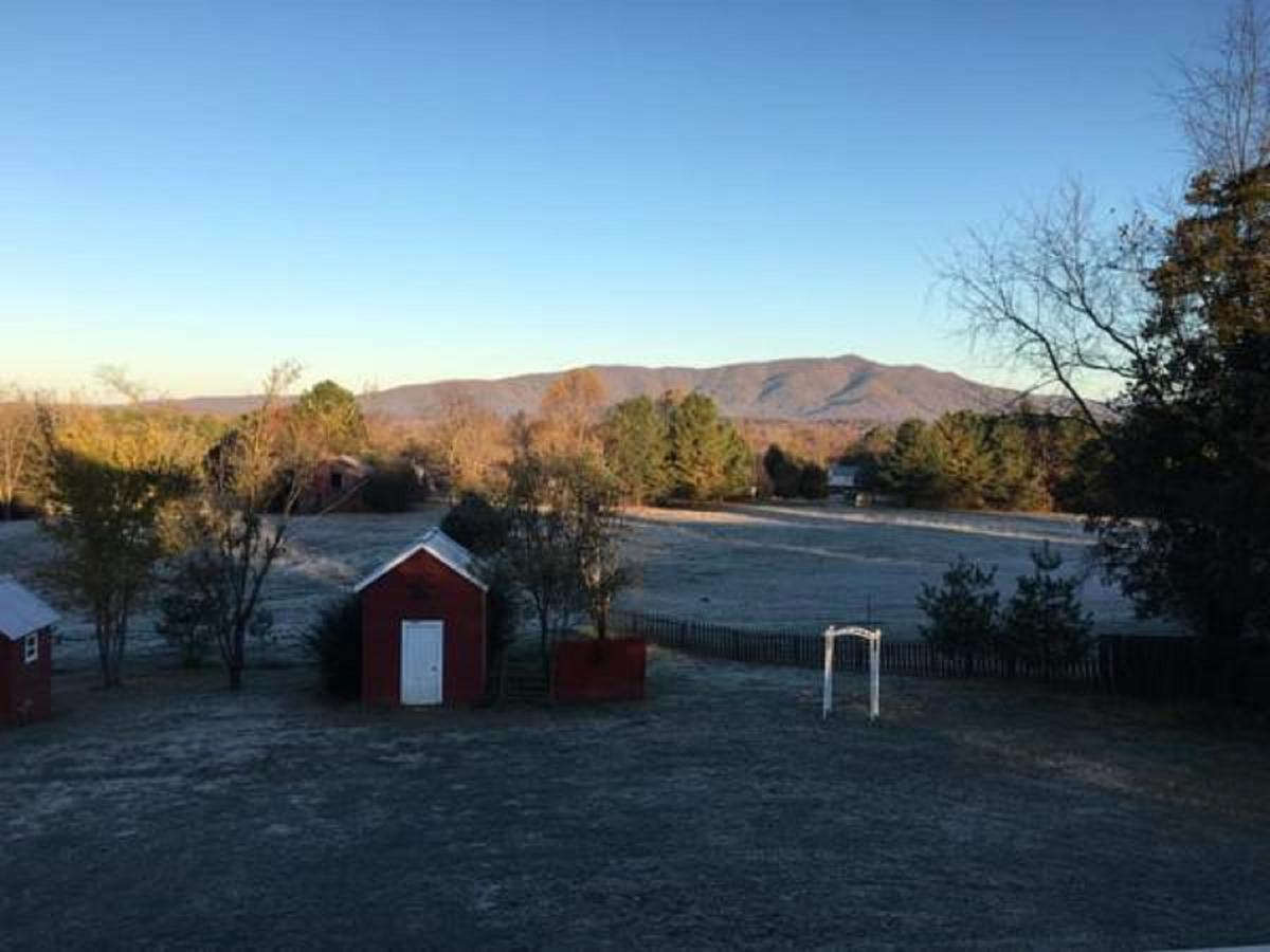 Winridge Manor Bed And Breakfast Madison Heights Εξωτερικό φωτογραφία