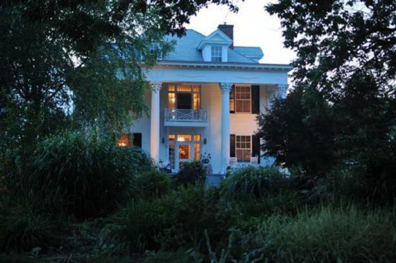 Winridge Manor Bed And Breakfast Madison Heights Εξωτερικό φωτογραφία